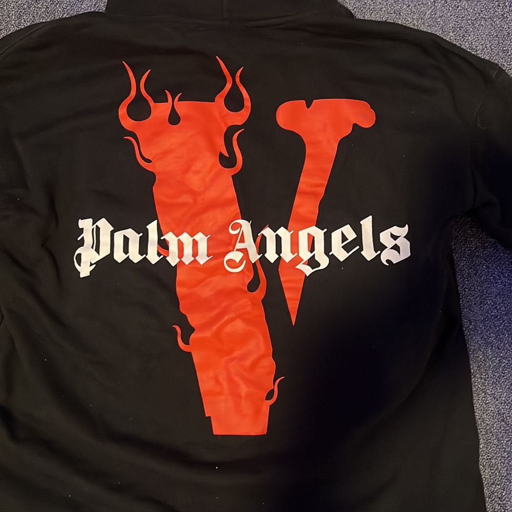 Vlone - Picture 6 of 6